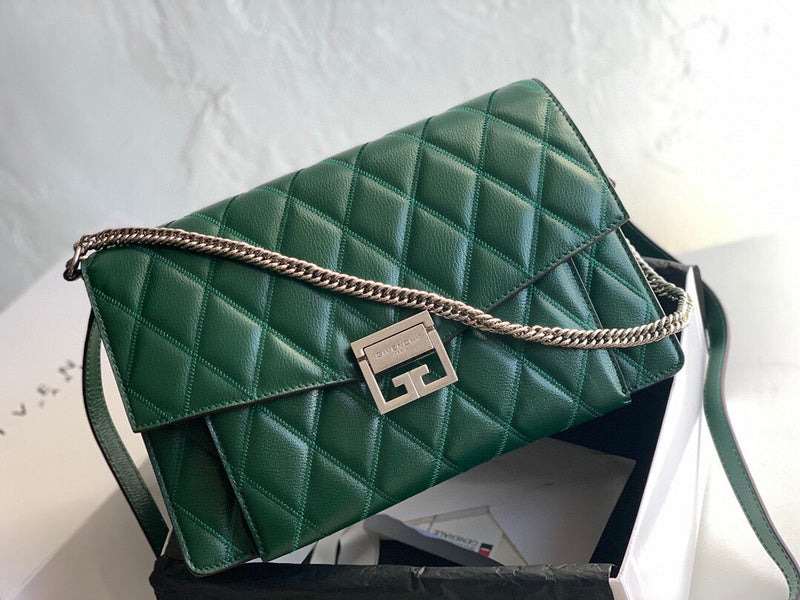 MC-GIVENCHY-599