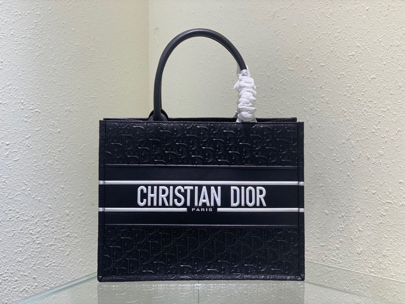 MC-Christian Dior-4153