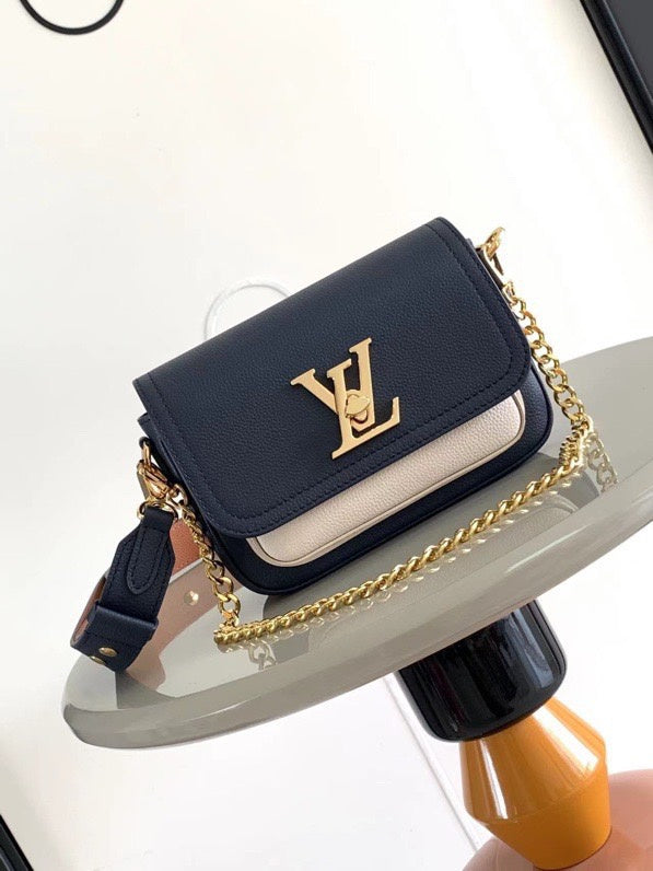 MC-LV-Bags-4573
