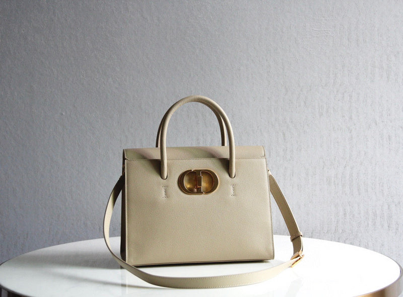 MC-Christian Dior-4181
