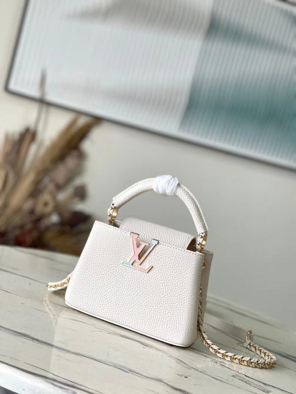 MC-LV-Bags-4583