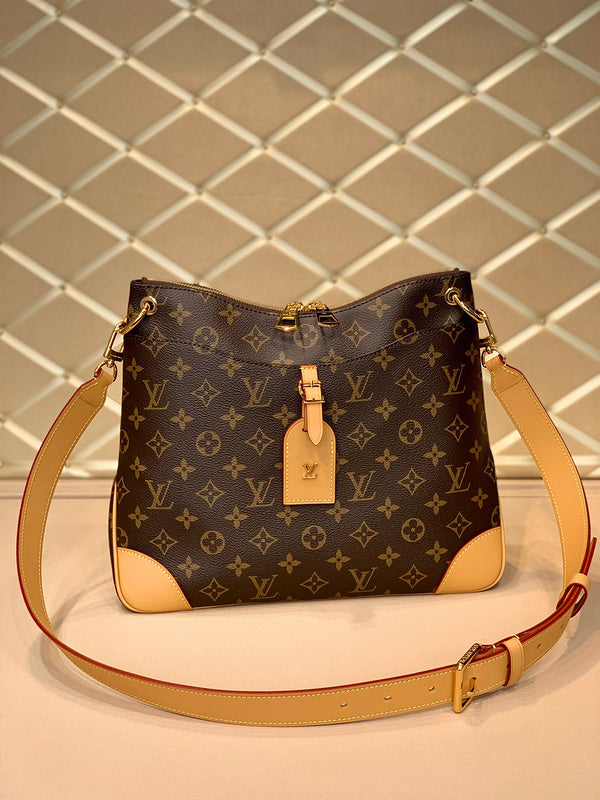 MC-LV-Bags-4584
