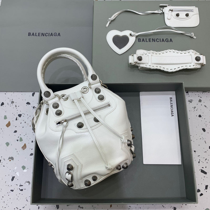 MC-Balenciaga-1809