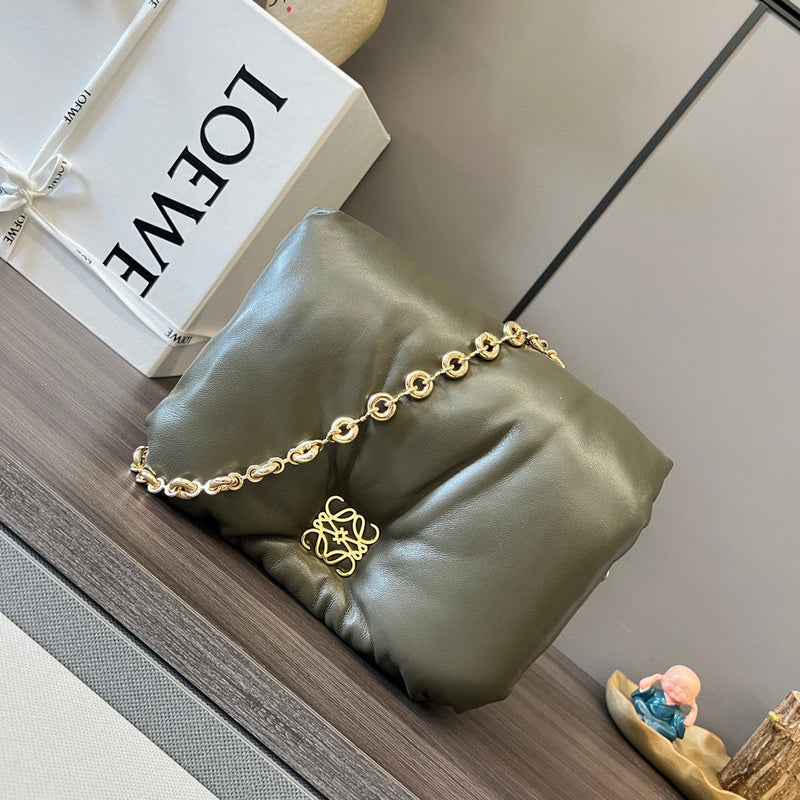 MC-Loewe-1184