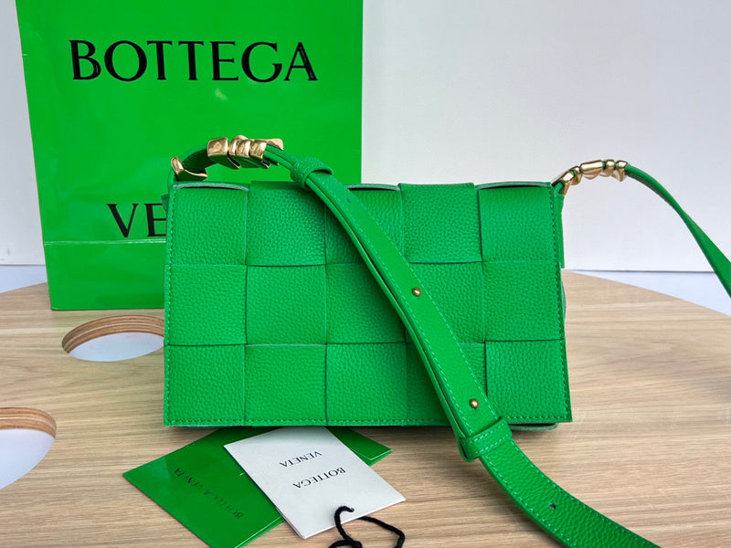MC-Bottega Veneta-2385