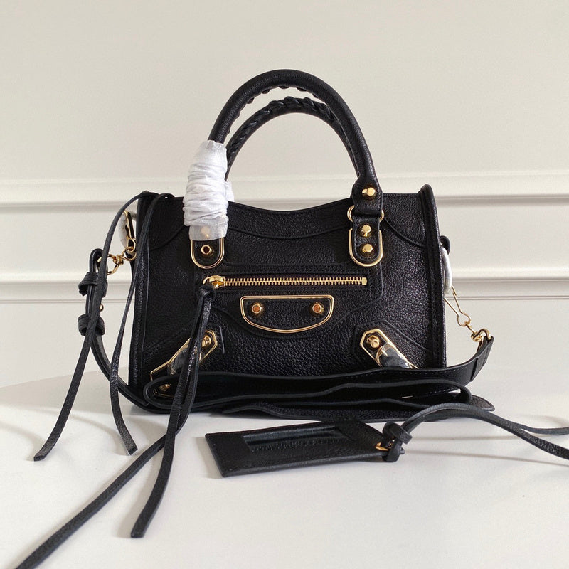 MC-Balenciaga-1815