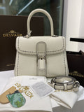 MC-Delvaux-040