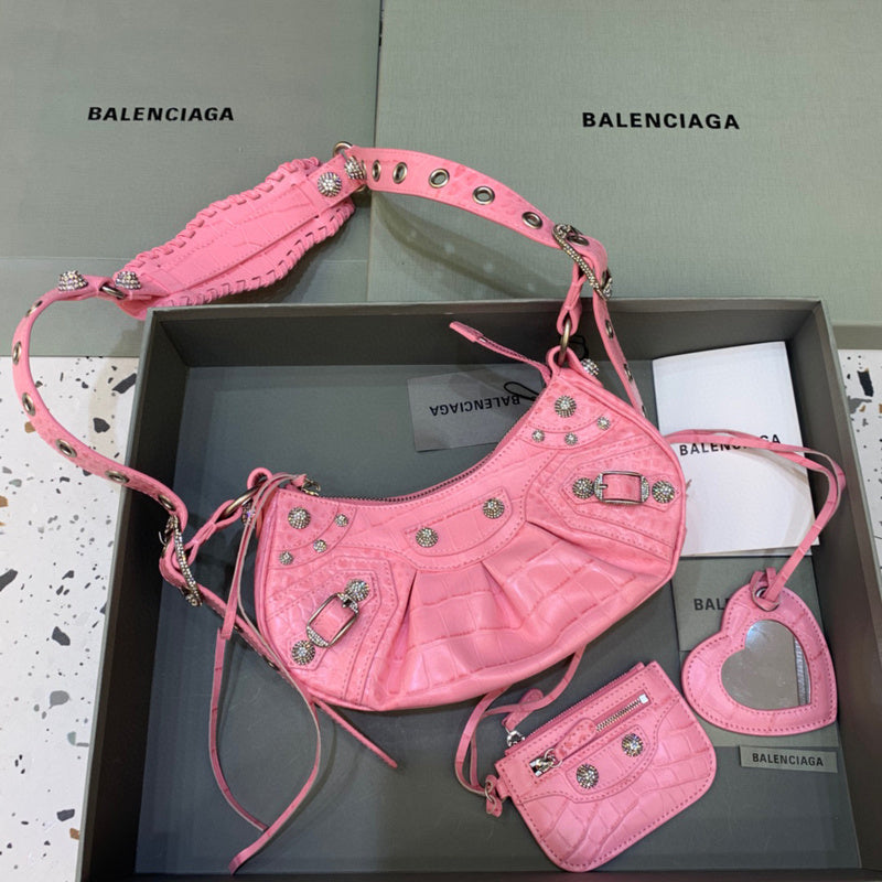 MC-Balenciaga-1825