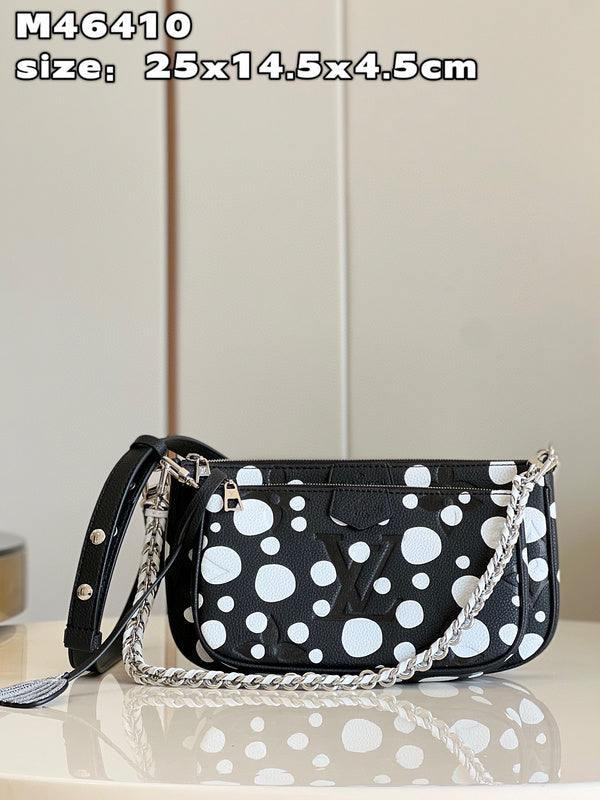 MC-LV-Bags-4631
