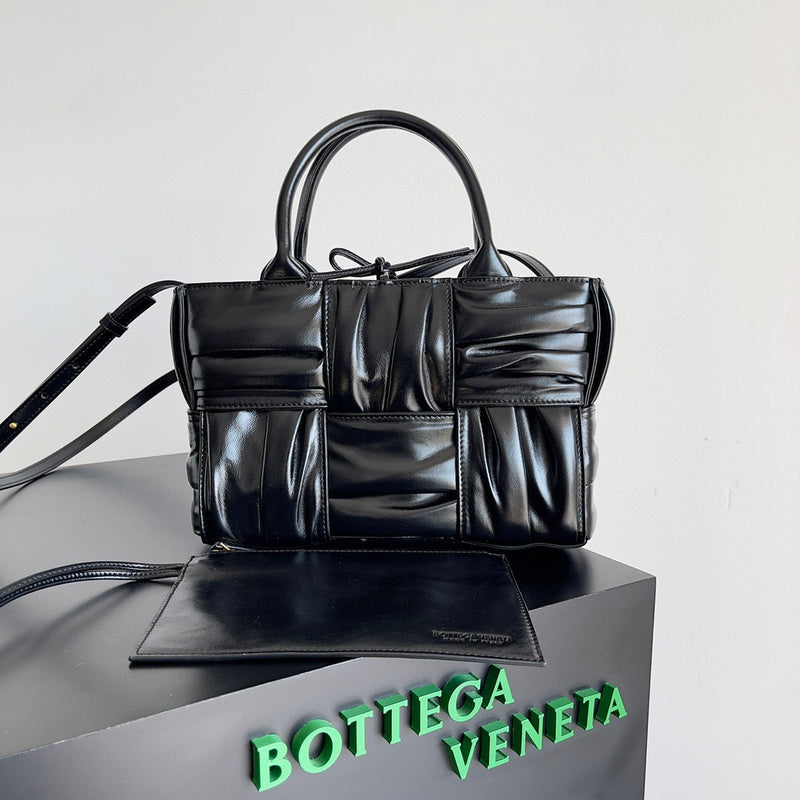 MC-Bottega Veneta-2392