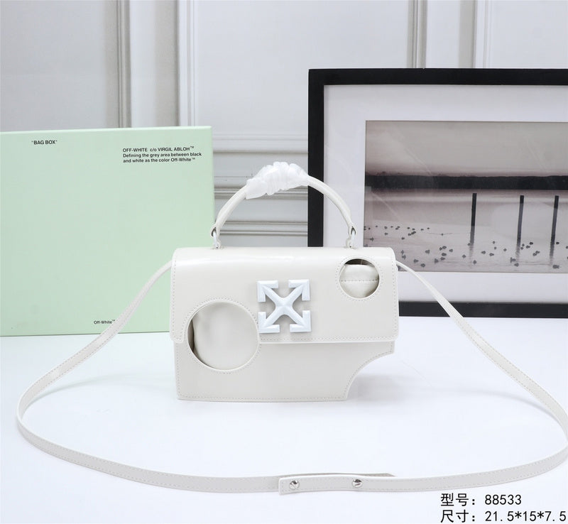 MC-OFF White-597