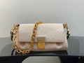 MC-LV-Bags-4637