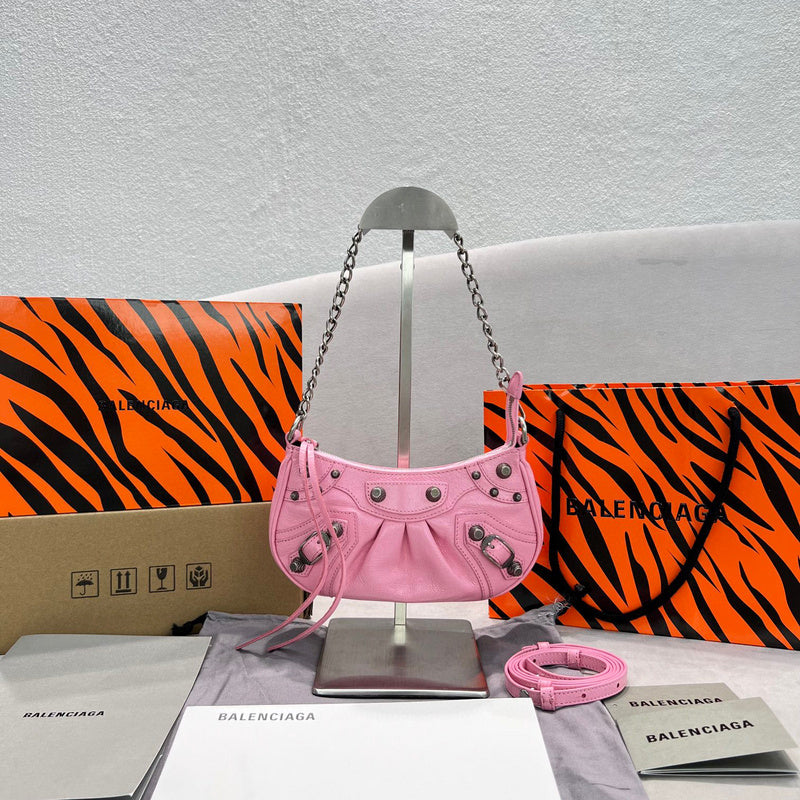 MC-Balenciaga-1828