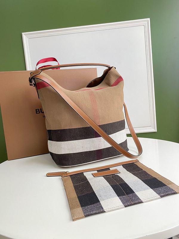 MC-Burberry-637
