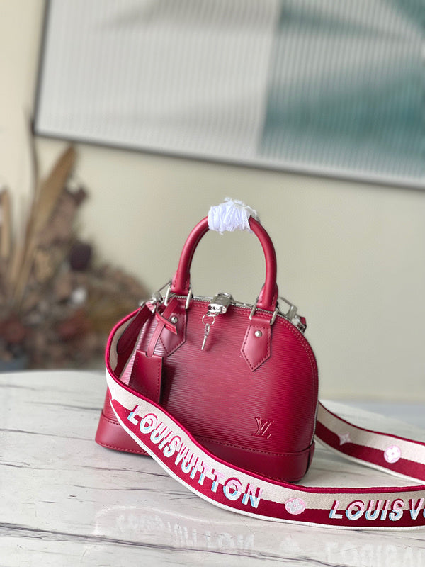 MC-LV-Bags-4654