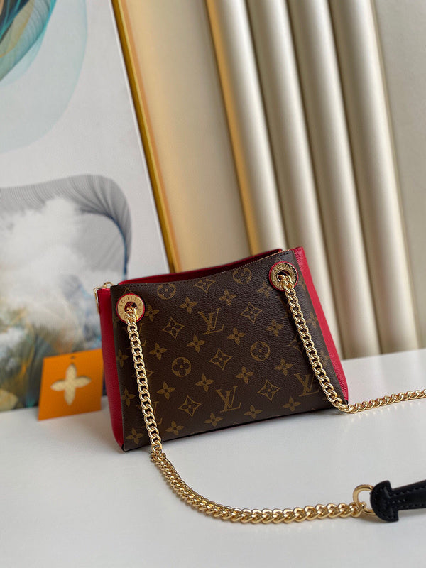 MC-LV-Bags-4658