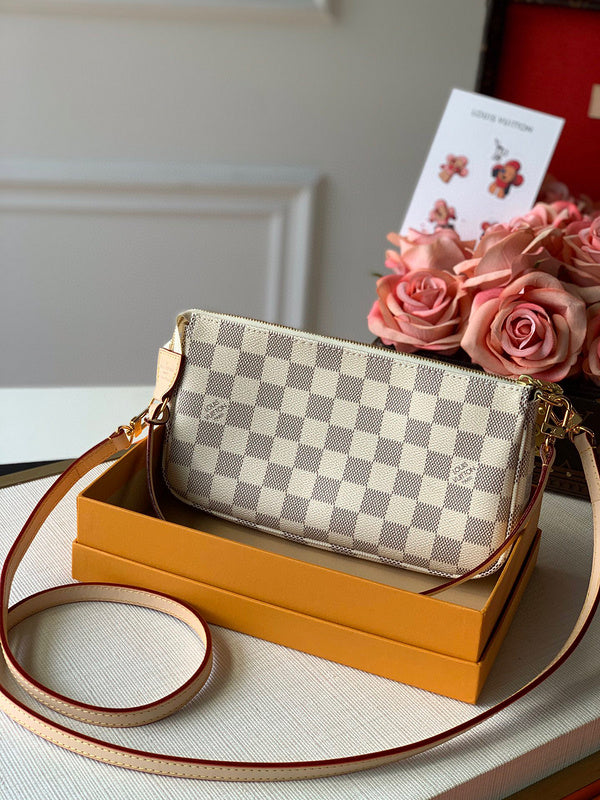MC-LV-Bags-4668