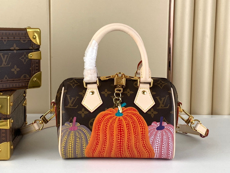 MC-LV-Bags-4697