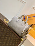 MC-LV-Bags-4702