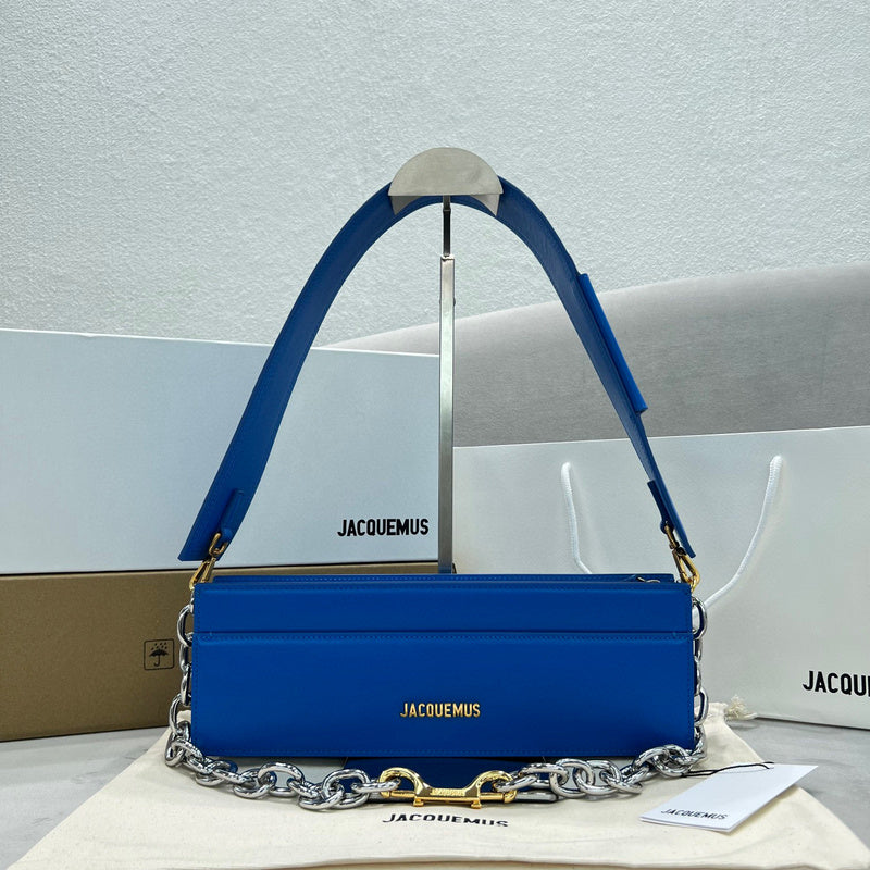 MC-JACQUEMUS-342