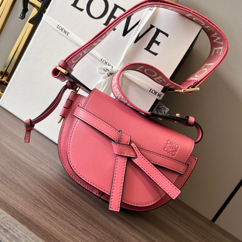 MC-Loewe-1212