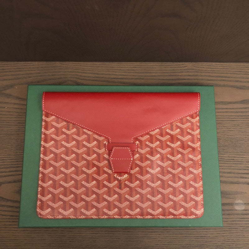 MC-Goyard-1585