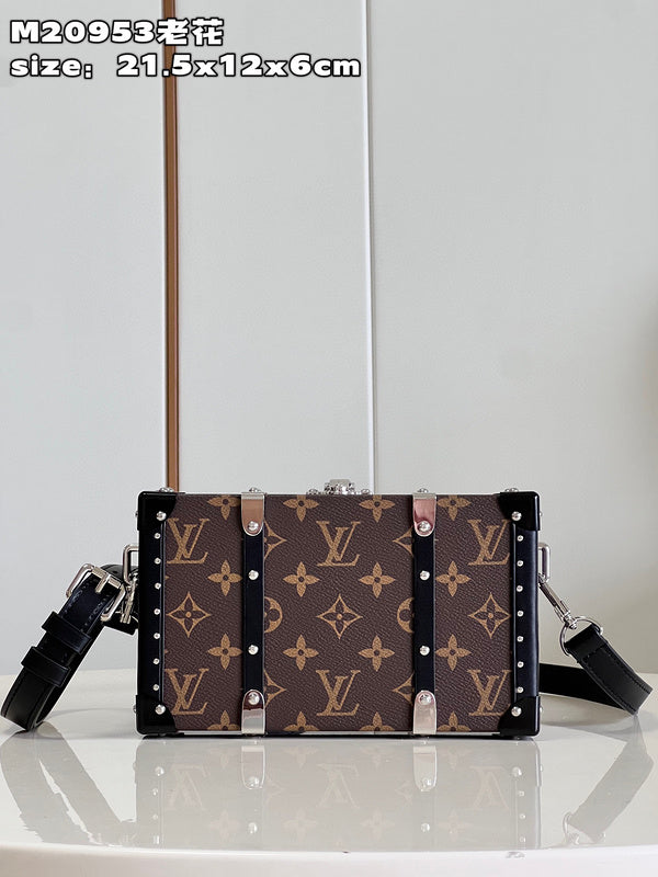 MC-LV-Bags-4746