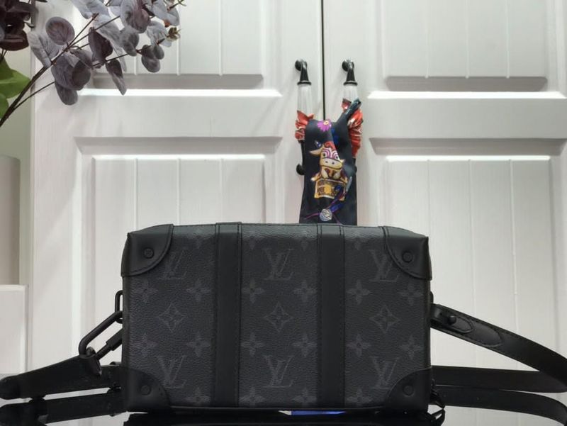 MC-LV-Bags-4750