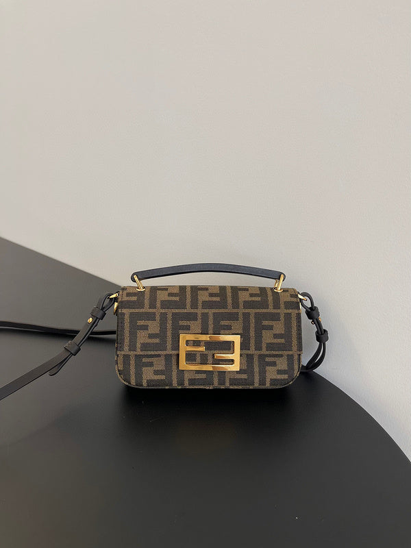 MC-FENDI-4554
