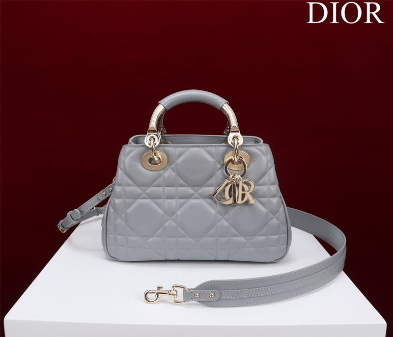 MC-Christian Dior-4338