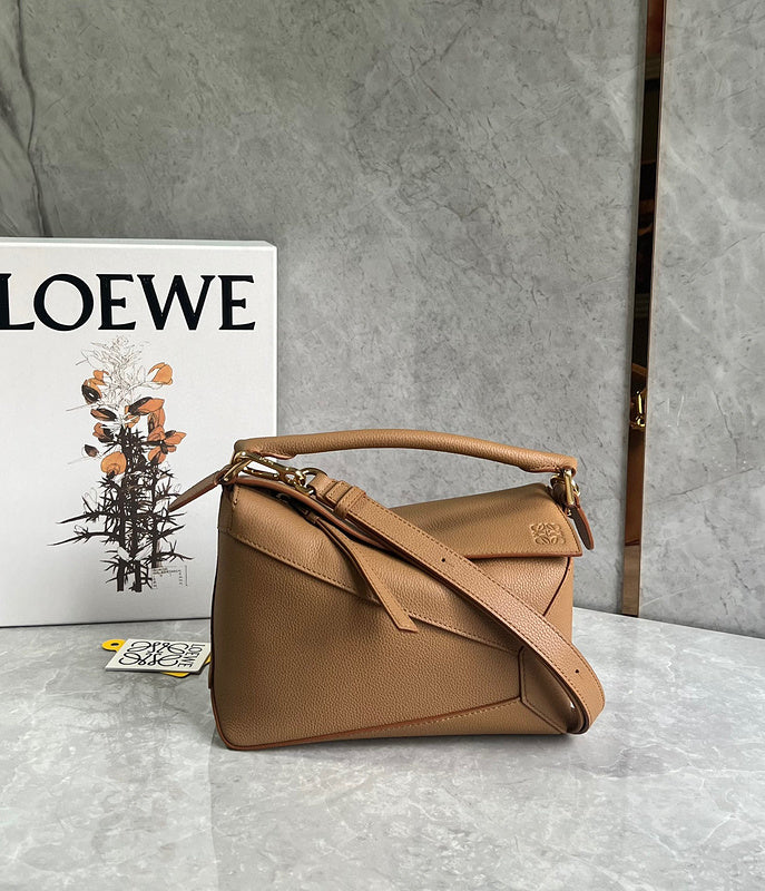 MC-Loewe-1223