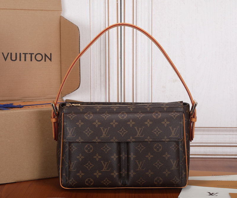 MC-LV-Bags-4759
