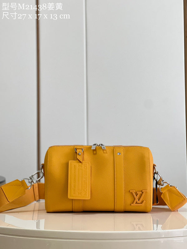 MC-LV-Bags-4762