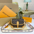 MC-LV-Bags-4770