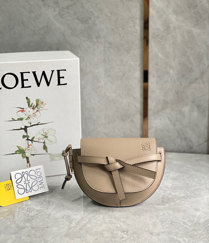 MC-Loewe-1228
