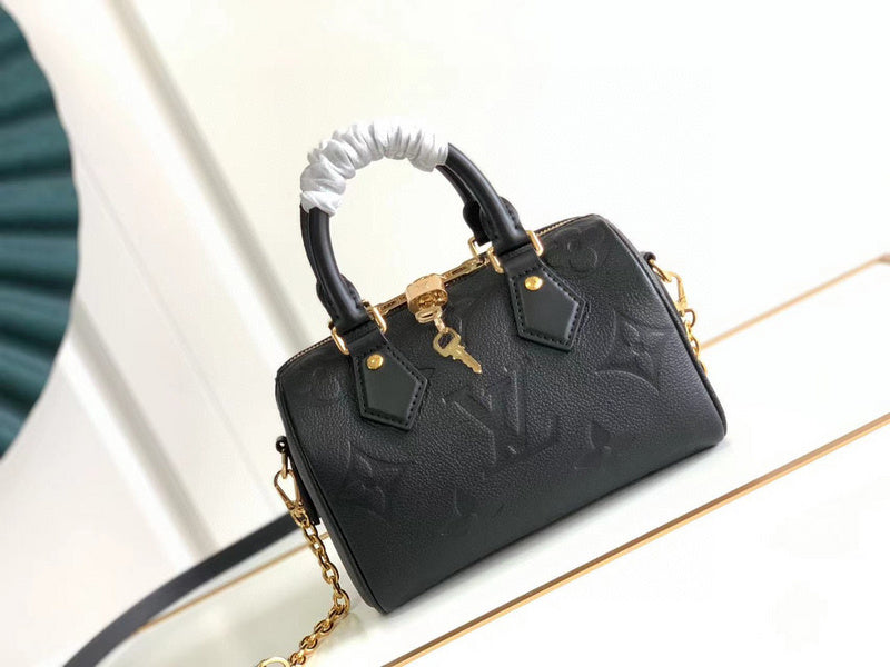 MC-LV-Bags-4778