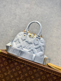 MC-LV-Bags-4784