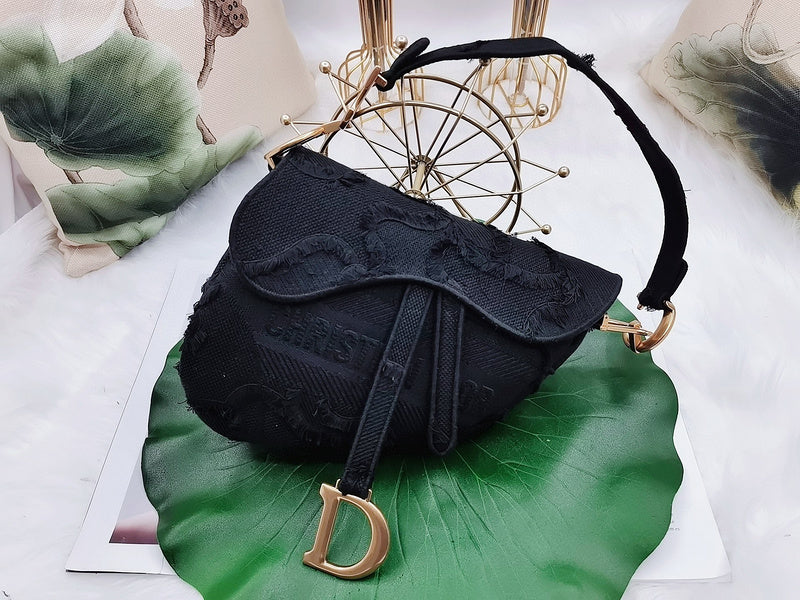 MC-Christian Dior-4374