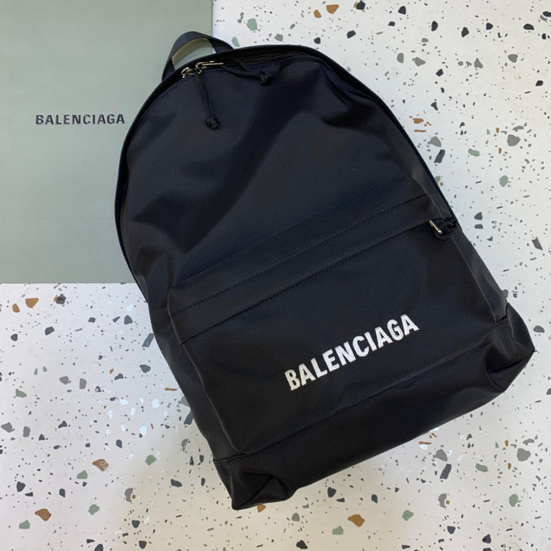 MC-Balenciaga-1888