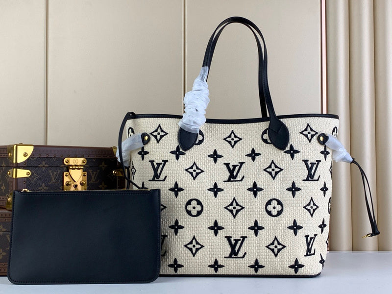 MC-LV-Bags-4806