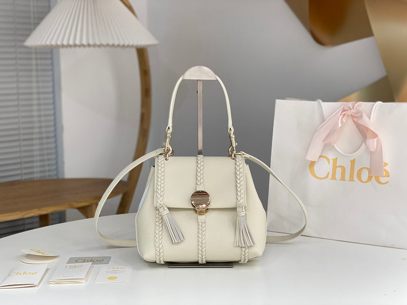 MC-Chloe-252
