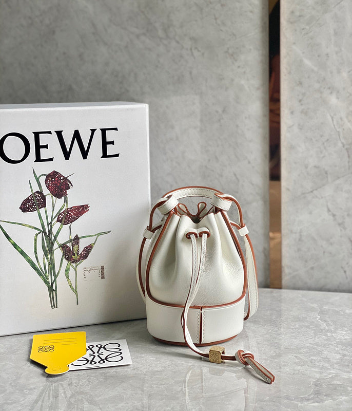 MC-Loewe-1235