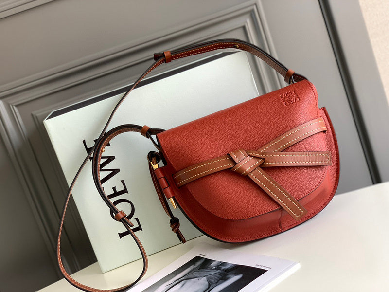 MC-Loewe-1237