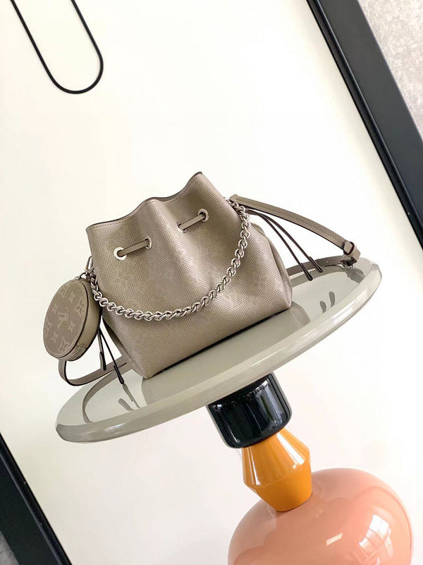 MC-LV-Bags-4821