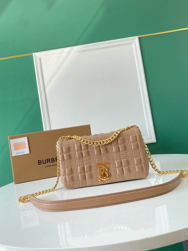 MC-Burberry-663
