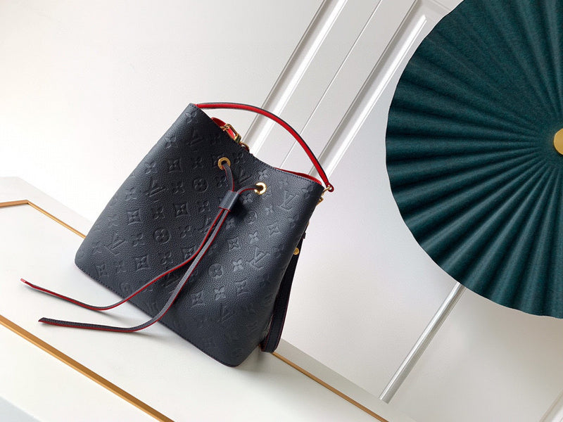 MC-LV-Bags-4830