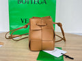 MC-Bottega Veneta-2466
