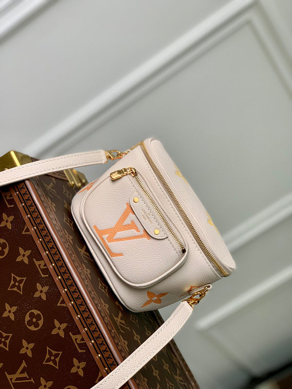 MC-LV-Bags-4843