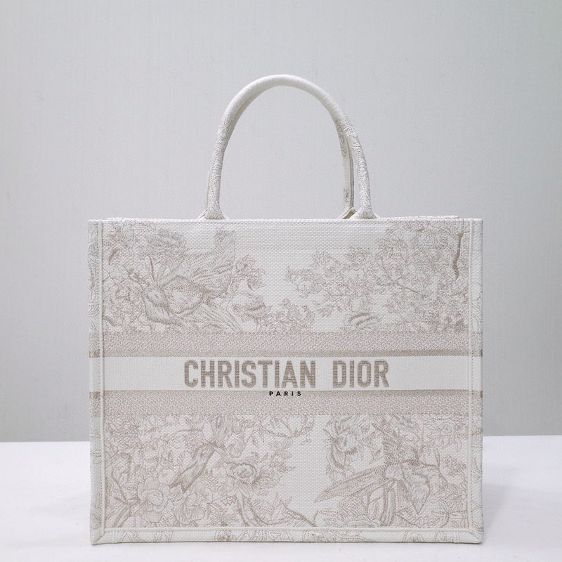 MC-Christian Dior-4421