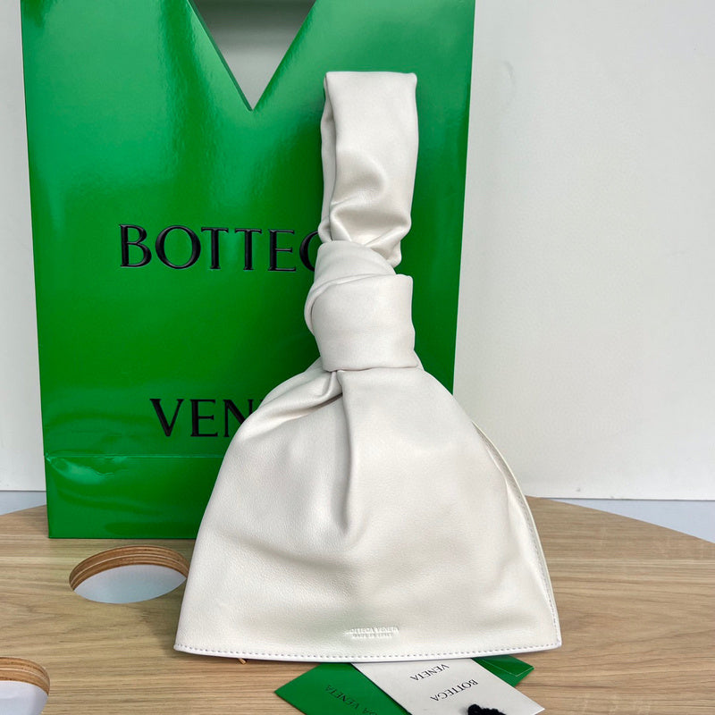 MC-Bottega Veneta-2482
